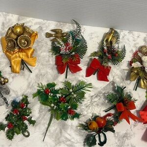 Retro Corsage Collection Festive Holiday Splendour